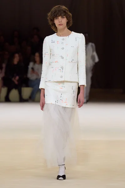 Look 5